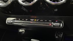 2021 (71) MERCEDES-BENZ A CLASS A180 AMG Line Premium Edition 5dr Auto 3514283