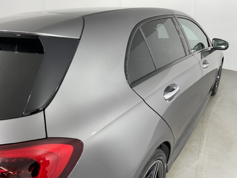 2021 (71) MERCEDES-BENZ A CLASS A180 AMG Line Premium Edition 5dr Auto 3514304