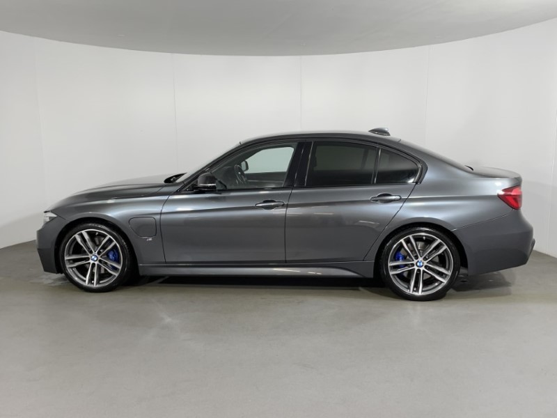 2017 (67) BMW 3 SERIES 330e M Sport Shadow Edition 4dr Step Auto 3520418