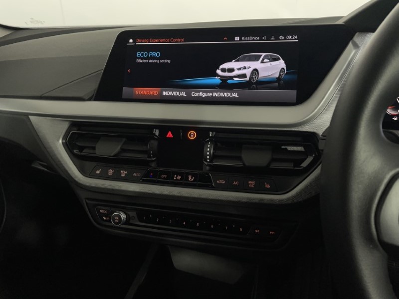 2024 (24) BMW 1 SERIES 118i [136] SE 5dr Step Auto [Live Cockpit Pro] 3551509