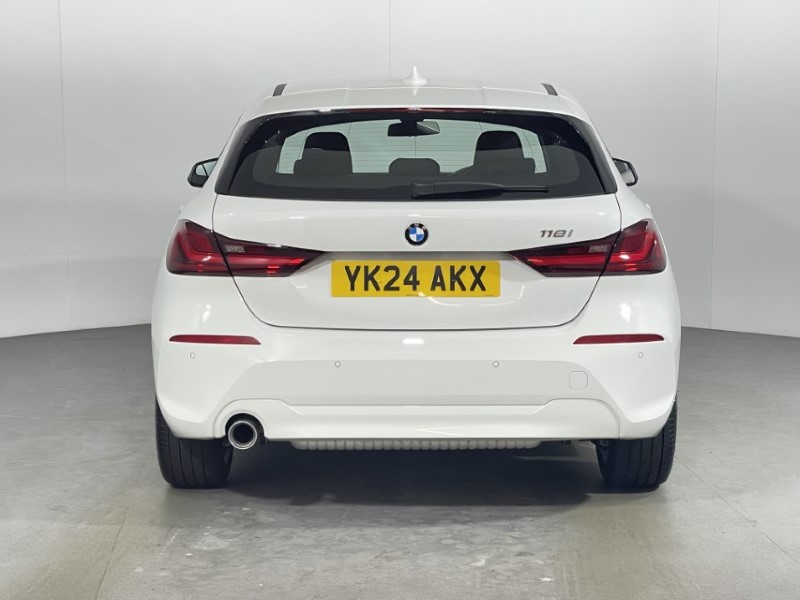 2024 (24) BMW 1 SERIES 118i [136] SE 5dr Step Auto [Live Cockpit Pro] 3551530
