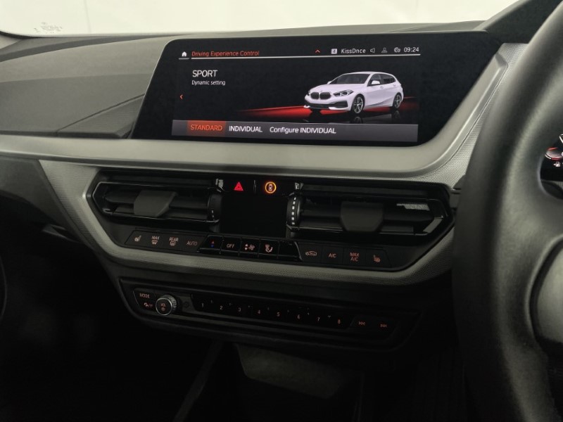 2024 (24) BMW 1 SERIES 118i [136] SE 5dr Step Auto [Live Cockpit Pro] 3551507