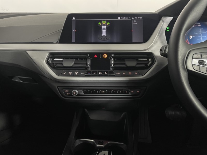 2024 (24) BMW 1 SERIES 118i [136] SE 5dr Step Auto [Live Cockpit Pro] 3551490