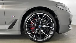 2021 (21) BMW 5 SERIES 530d xDrive MHT M Sport 4dr Auto 3593151