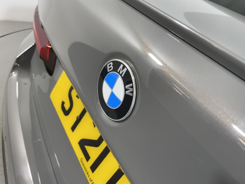 2021 (21) BMW 5 SERIES 530d xDrive MHT M Sport 4dr Auto 3593146