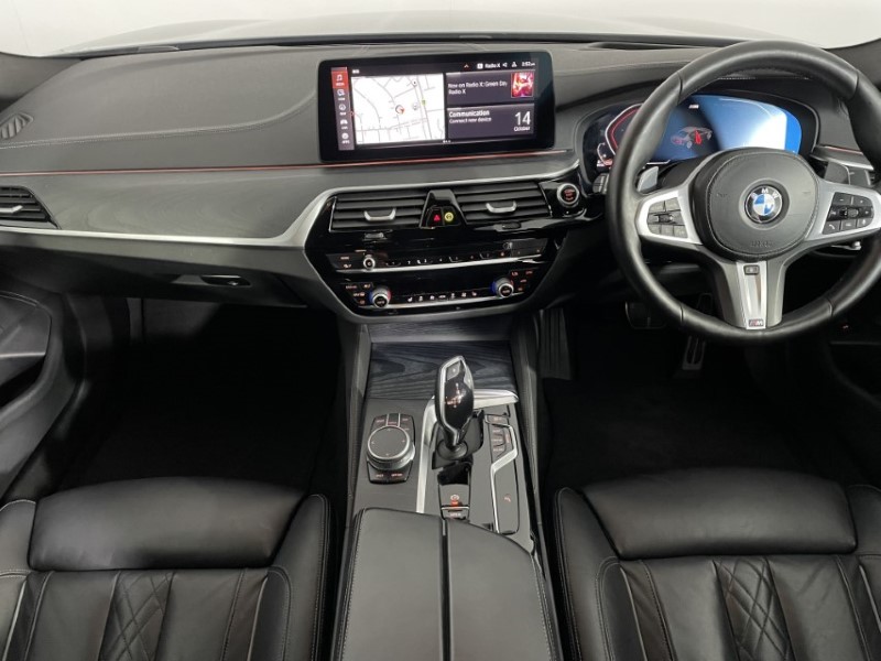 2021 (21) BMW 5 SERIES 530d xDrive MHT M Sport 4dr Auto 3593140