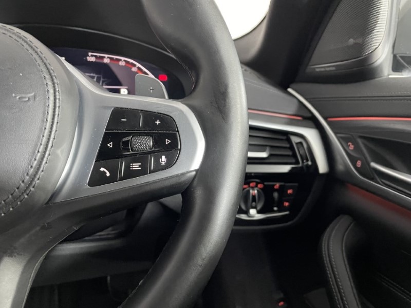 2021 (21) BMW 5 SERIES 530d xDrive MHT M Sport 4dr Auto 3593123