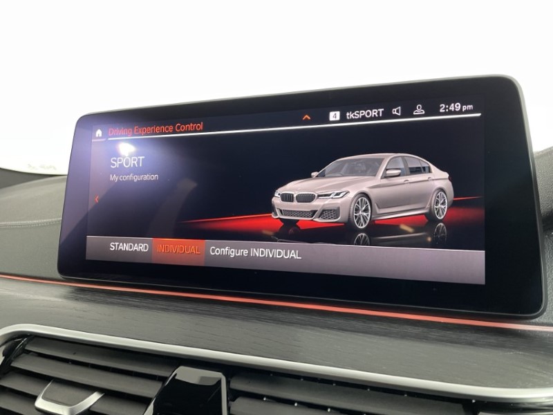 2021 (21) BMW 5 SERIES 530d xDrive MHT M Sport 4dr Auto 3593117