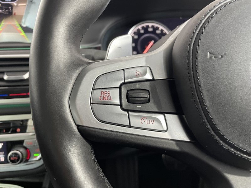 2018 (18) BMW 7 SERIES 730d M Sport 4dr Auto 3591358