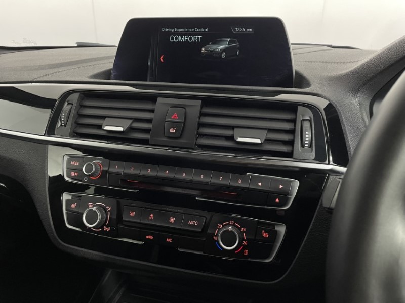 2019 (19) BMW 1 SERIES 118d M Sport Shadow Edition 5dr 3623675