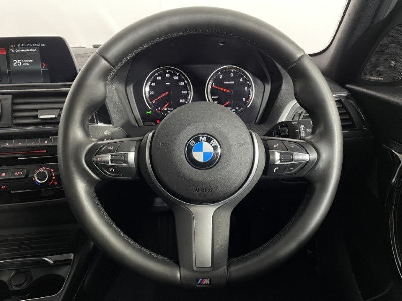 2019 (19) BMW 1 SERIES 118d M Sport Shadow Edition 5dr 3623658