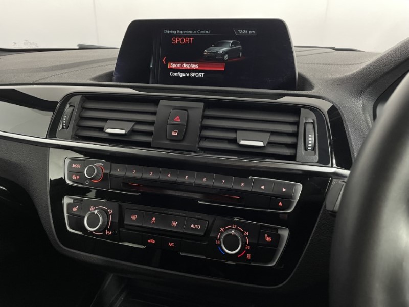 2019 (19) BMW 1 SERIES 118d M Sport Shadow Edition 5dr 3623674