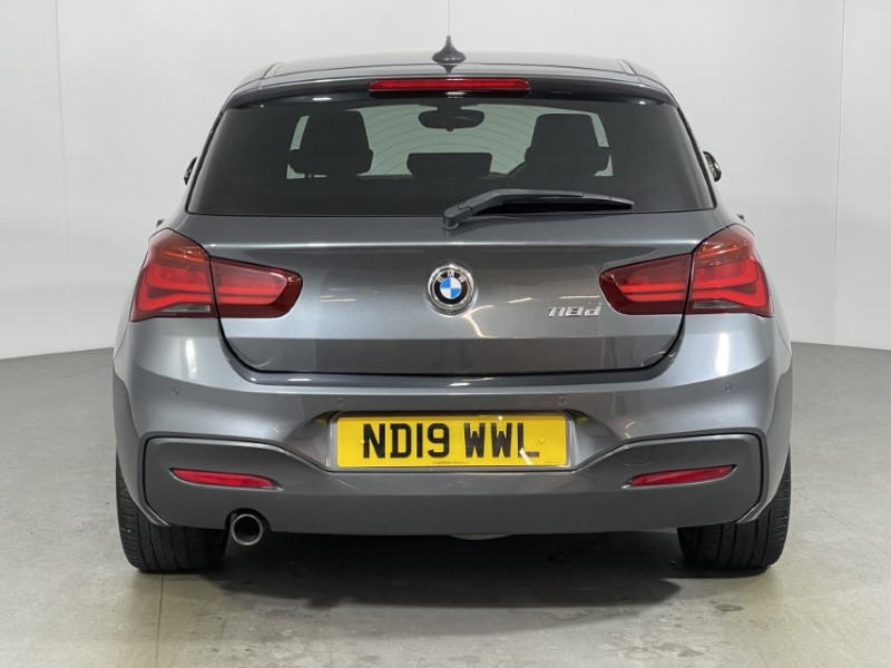 2019 (19) BMW 1 SERIES 118d M Sport Shadow Edition 5dr 3623699