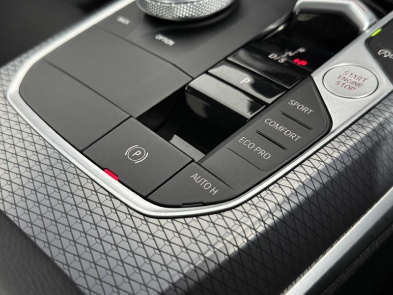 2024 (74) BMW 3 SERIES 320i M Sport 4dr Step Auto 4971944