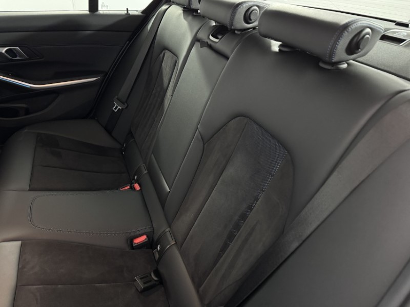 2024 (74) BMW 3 SERIES 320i M Sport 4dr Step Auto 4971954