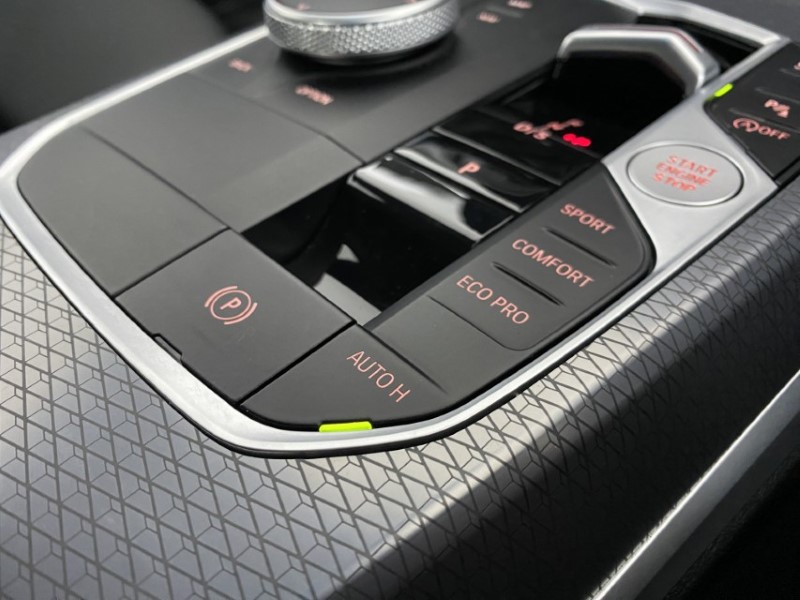 2024 (74) BMW 3 SERIES 320i M Sport 4dr Step Auto 4941752