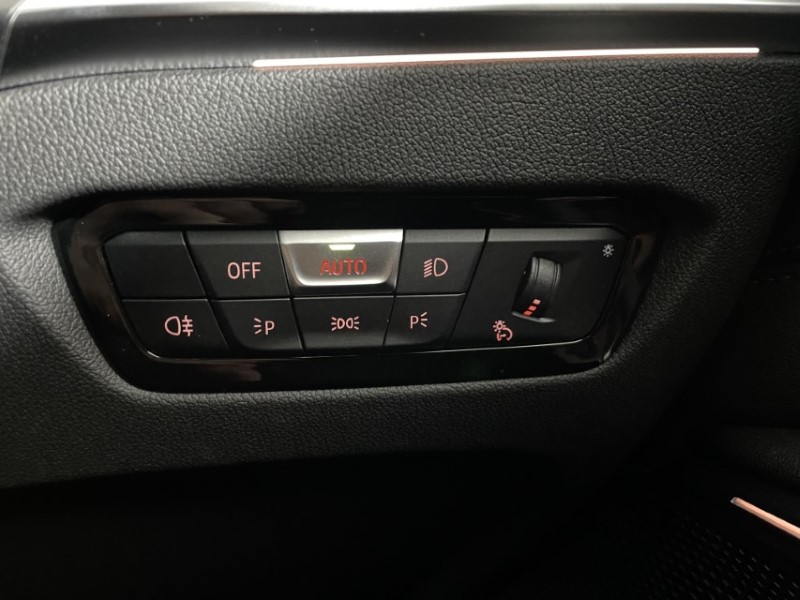 2025 (74) BMW 3 SERIES 320i M Sport 4dr Step Auto 3828352