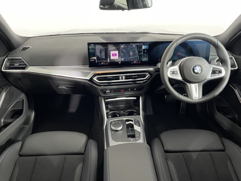 2025 (74) BMW 3 SERIES 320i M Sport 4dr Step Auto 3828381