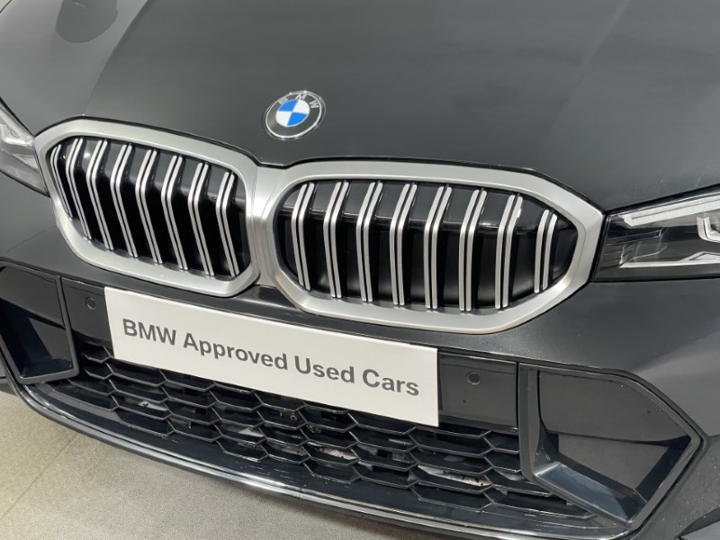 2025 (74) BMW 3 SERIES 320i M Sport 4dr Step Auto 3828423