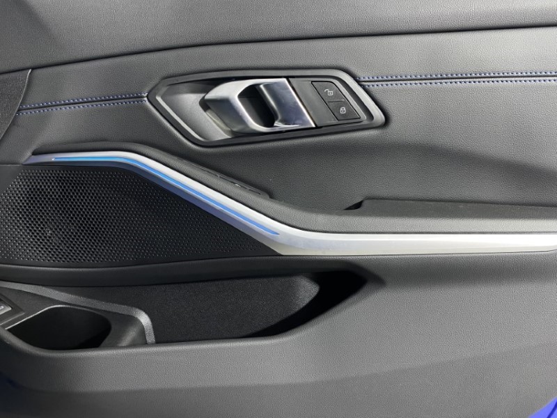 2025 (74) BMW 3 SERIES 320i M Sport 4dr Step Auto 4138467