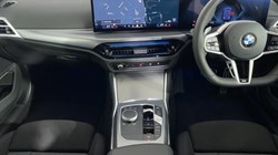 2025 (74) BMW 3 SERIES 320i M Sport 4dr Step Auto 4138468