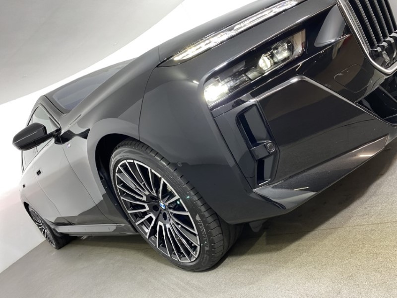 2025 (74) BMW I7 400kW xDrive60 M Sport Pro 105.7kWh 4dr Auto 4138388