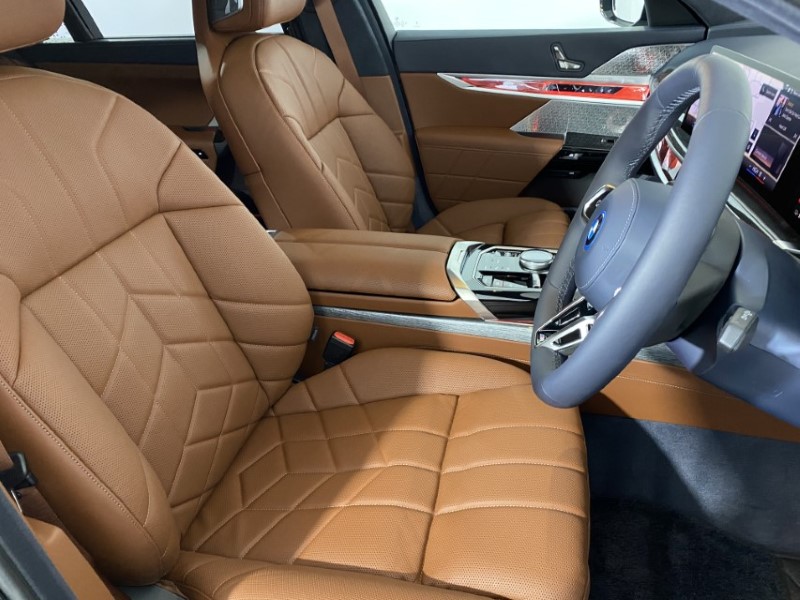 2025 (74) BMW I7 400kW xDrive60 M Sport Pro 105.7kWh 4dr Auto 4138327