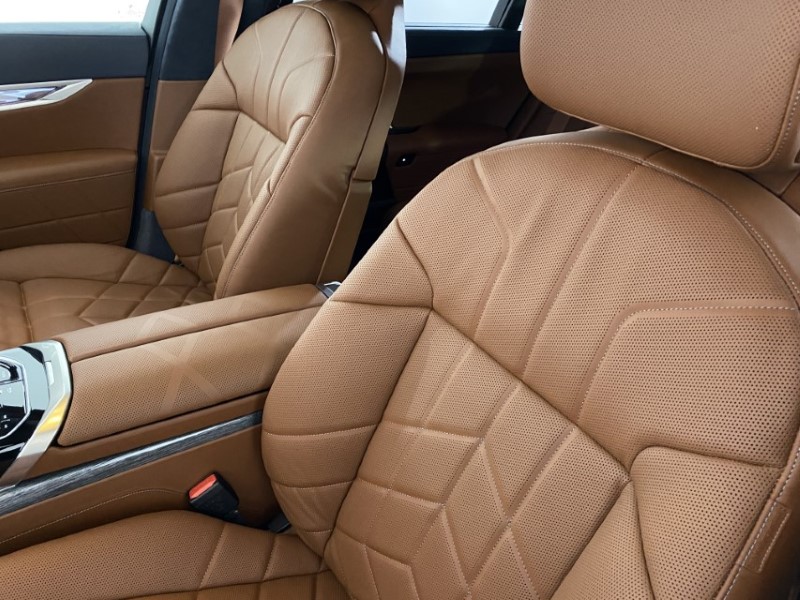 2025 (74) BMW I7 400kW xDrive60 M Sport Pro 105.7kWh 4dr Auto 4138345