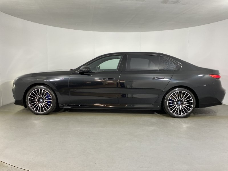 2025 (74) BMW I7 400kW xDrive60 M Sport Pro 105.7kWh 4dr Auto 4138376