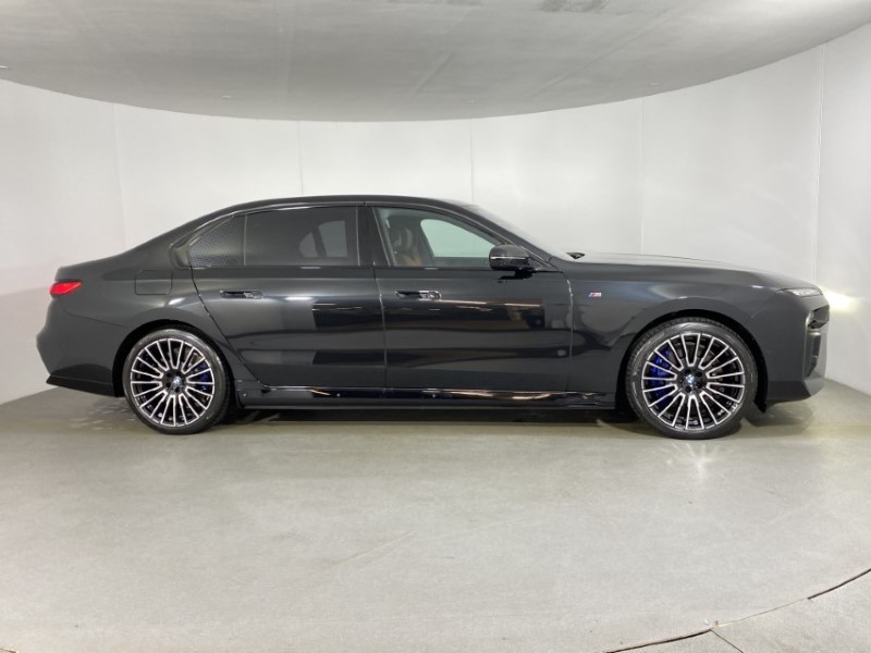 2025 (74) BMW I7 400kW xDrive60 M Sport Pro 105.7kWh 4dr Auto 4138382