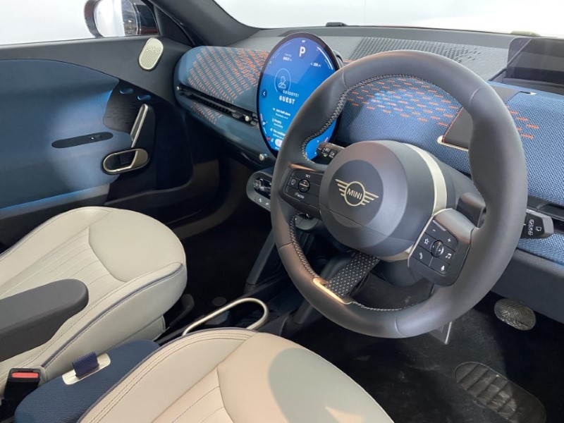 2025 (74) MINI ACEMAN 135kW E Exclusive [Level 2] 43kWh 5dr Auto 3905694