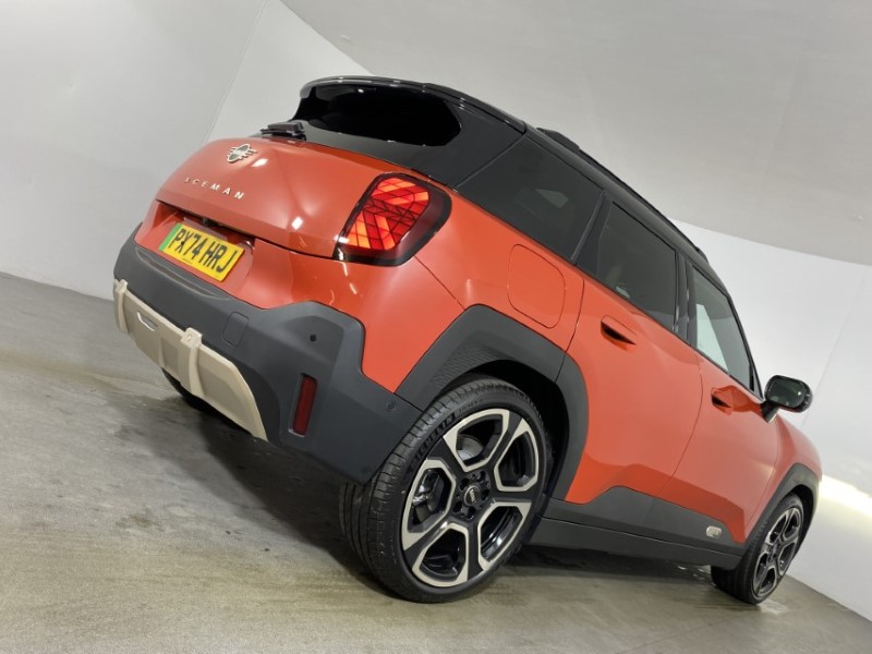 2025 (74) MINI ACEMAN 135kW E Exclusive [Level 2] 43kWh 5dr Auto 3905716