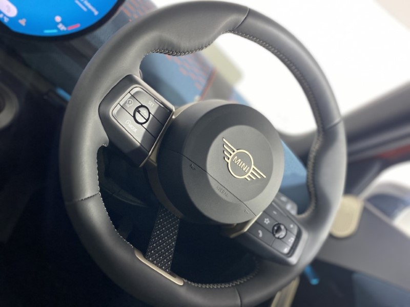 2025 (74) MINI ACEMAN 135kW E Exclusive [Level 2] 43kWh 5dr Auto 3905681