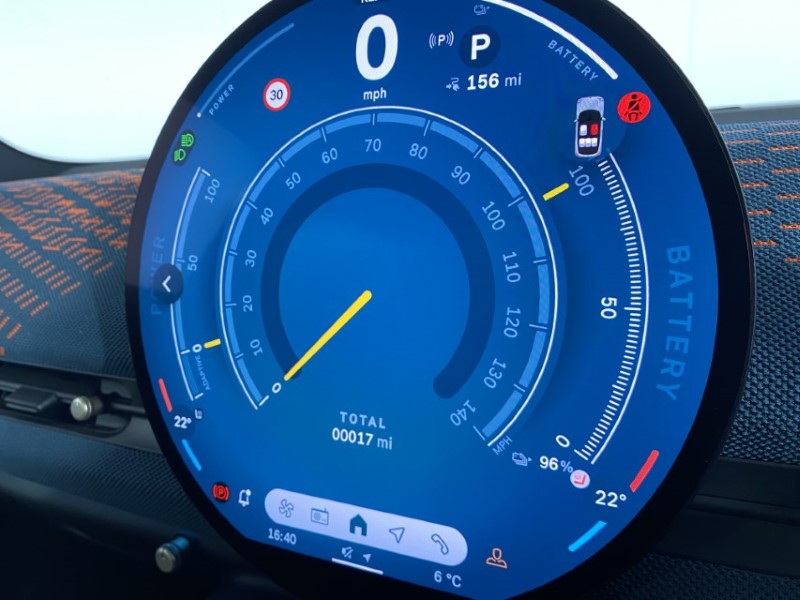 2025 (74) MINI ACEMAN 135kW E Exclusive [Level 2] 43kWh 5dr Auto 3905685