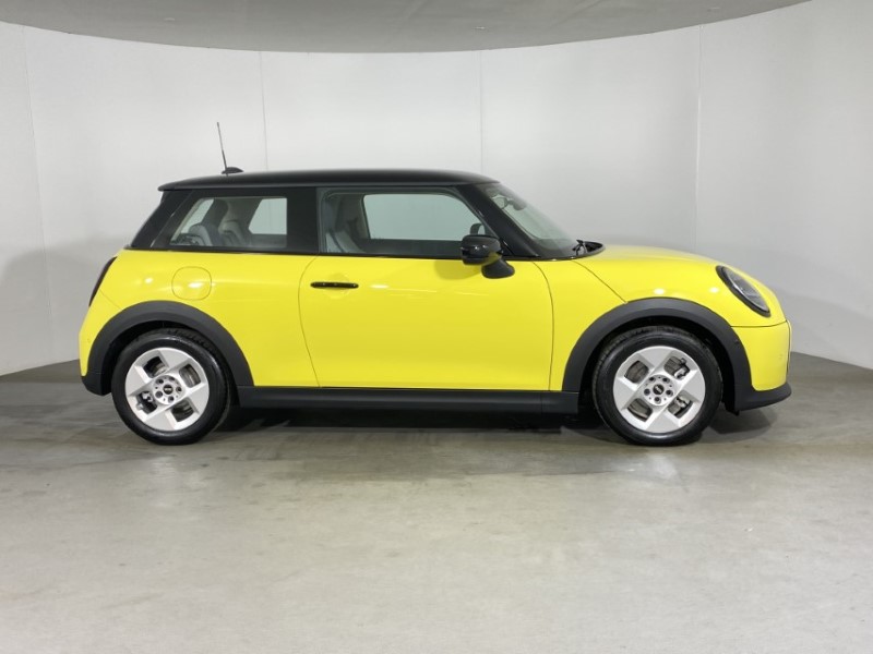 2025 (25) MINI COOPER 1.5 C Classic [Level 1] 3dr Auto 4065334