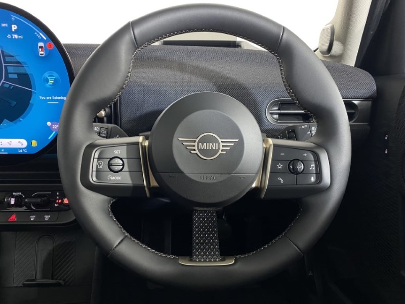 2025 (25) MINI COOPER 1.5 C Classic 5dr Auto 4065191