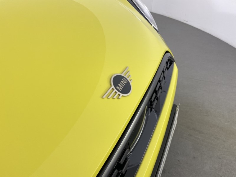 2025 (25) MINI COOPER 1.5 C Classic 5dr Auto 4065216