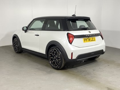 2025 (74) MINI COOPER 2.0 S Exclusive 3dr Auto