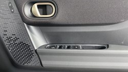 2025 (74) MINI COOPER 2.0 S Sport 5dr Auto 4065564