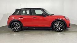 2025 (74) MINI COOPER 2.0 S Sport 5dr Auto 4065595