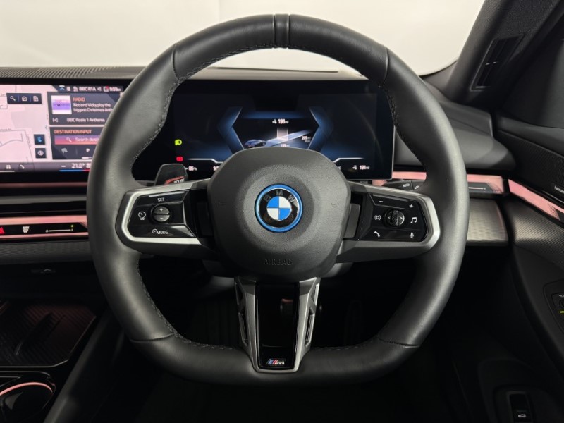 2025 (25) BMW I5 250kW eDrive40 M Sport 84kWh 5dr Auto 4901129