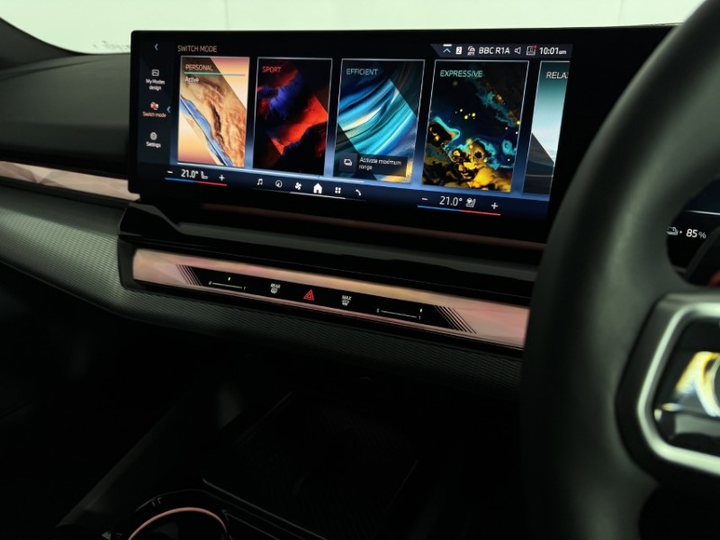 2025 (25) BMW I5 250kW eDrive40 M Sport 84kWh 5dr Auto 4901145