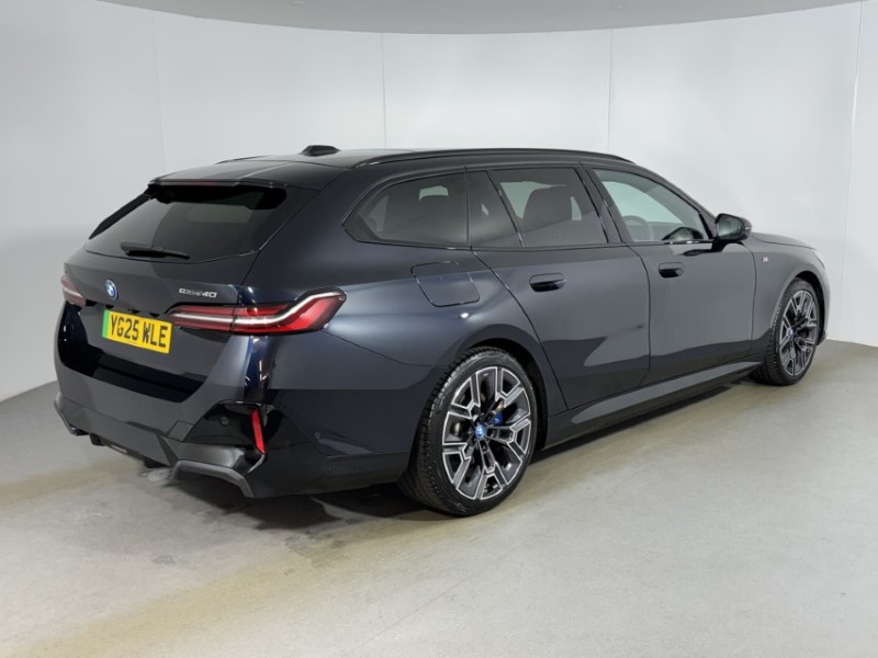 2025 (25) BMW I5 250kW eDrive40 M Sport 84kWh 5dr Auto 4901229