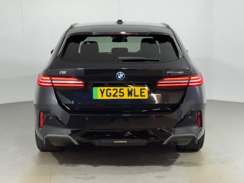 2025 (25) BMW I5 250kW eDrive40 M Sport 84kWh 5dr Auto 4901169