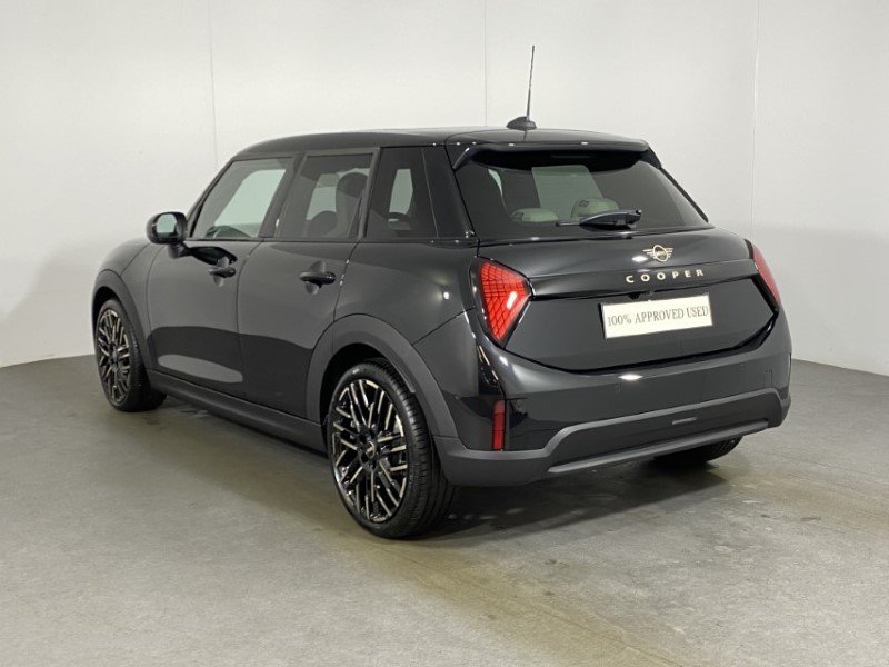 2025 (25) MINI COOPER 1.5 C Exclusive [Level 2] 5dr Auto
