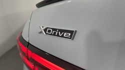 2025 (25) BMW 5 SERIES 550e xDrive M Sport Pro 4dr Auto 4586327