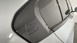 2025 (25) BMW 5 SERIES 550e xDrive M Sport Pro 4dr Auto 4586322