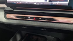 2025 (25) BMW 5 SERIES 550e xDrive M Sport Pro 4dr Auto 4586301