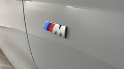 2025 (25) BMW 5 SERIES 550e xDrive M Sport Pro 4dr Auto 4586319