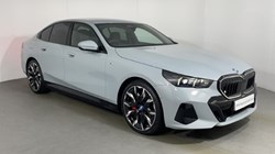 2025 (25) BMW 5 SERIES 550e xDrive M Sport Pro 4dr Auto 4586372